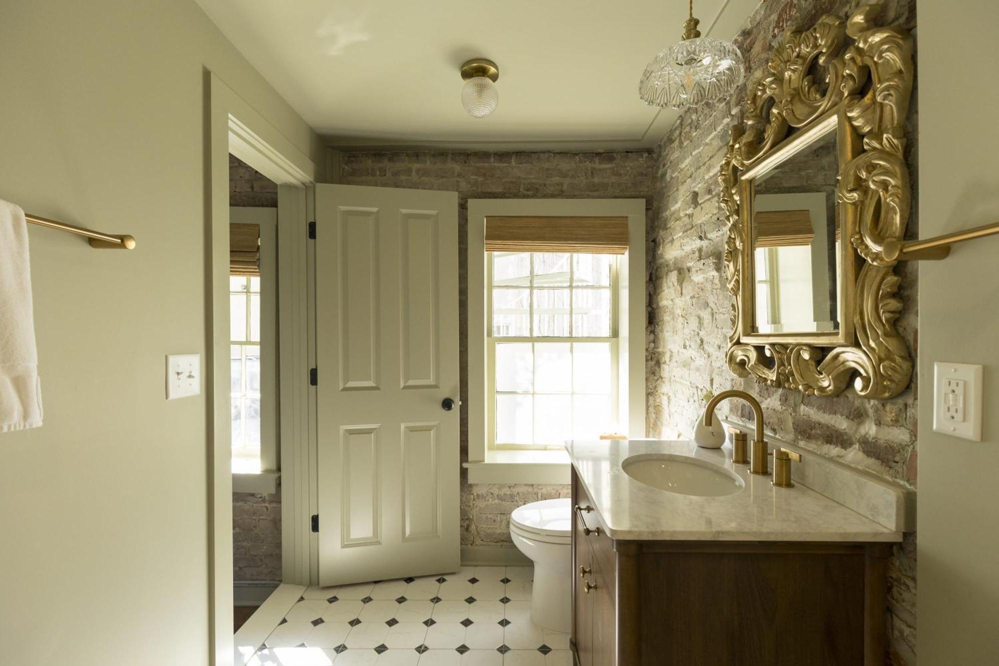 Historic B&B King Suite- Walk To King Charleston Exteriör bild